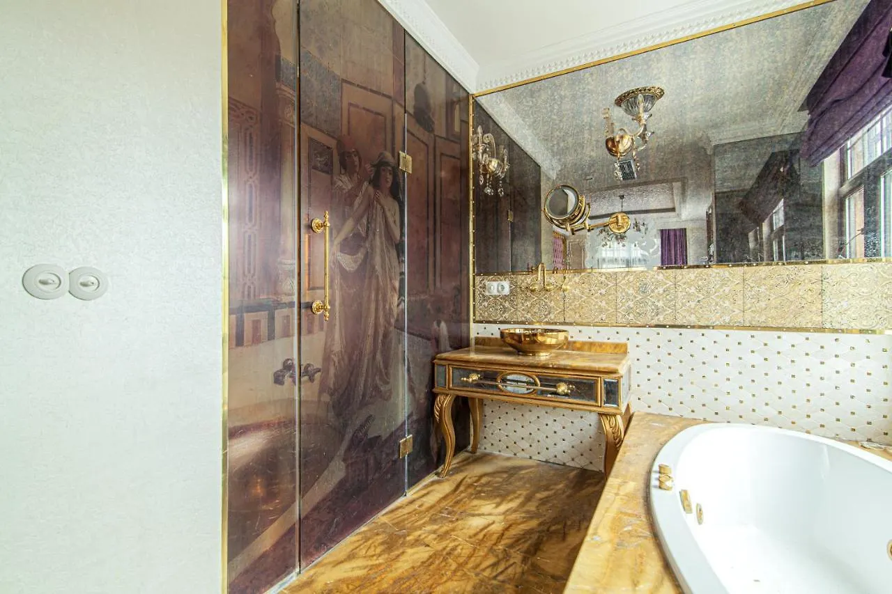 Apartment Hotel Room In Historic Mansion In Beylerbeyi Istanbul