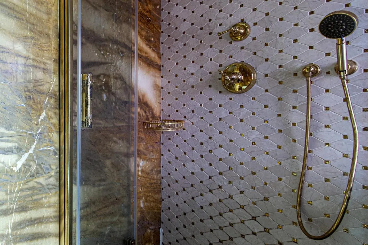 Apartment Hotel Room In Historic Mansion In Beylerbeyi Istanbul