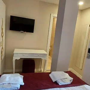  Hotel Boss To Taksim